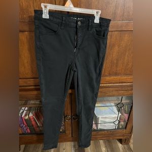 Women’s American Eagle size 10 long navy blue skinny jeans/pants